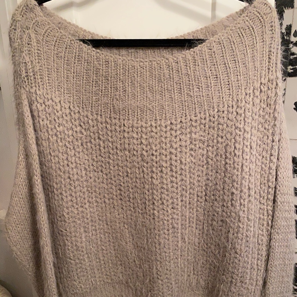 Women’s sweater